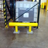 Yellow plastic sleeved steel pipe one-line heavy duty guardrail with base plates