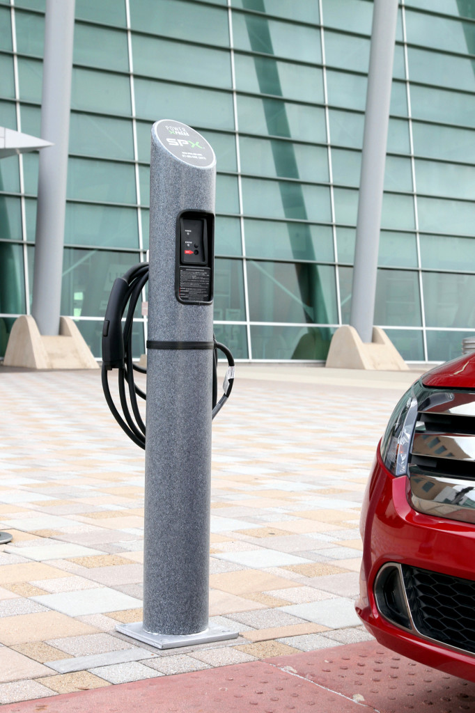 Electric Vehicle Charging Station with Single or Dual Cordage - J&P
