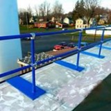 Steel Pipe and Blue Plastic roof fall protection safety handrail with heavy duty footings