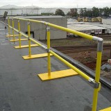 The innovative Steel Pipe and Plastic roof fall protection safety handrail with heavy duty footings