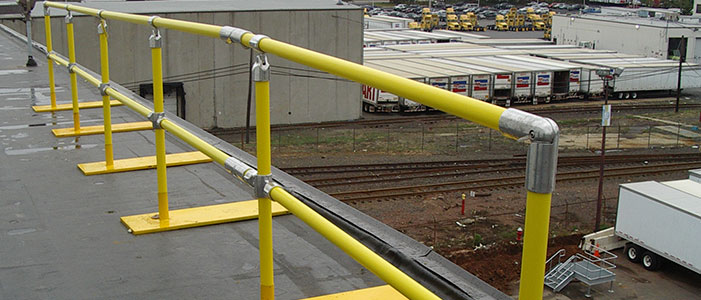 The innovative Steel Pipe and Plastic roof fall protection safety handrail