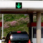 Digital directional drive-thru parking lot arrow signage